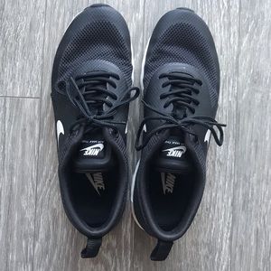 Nike Womens Air Max Thea